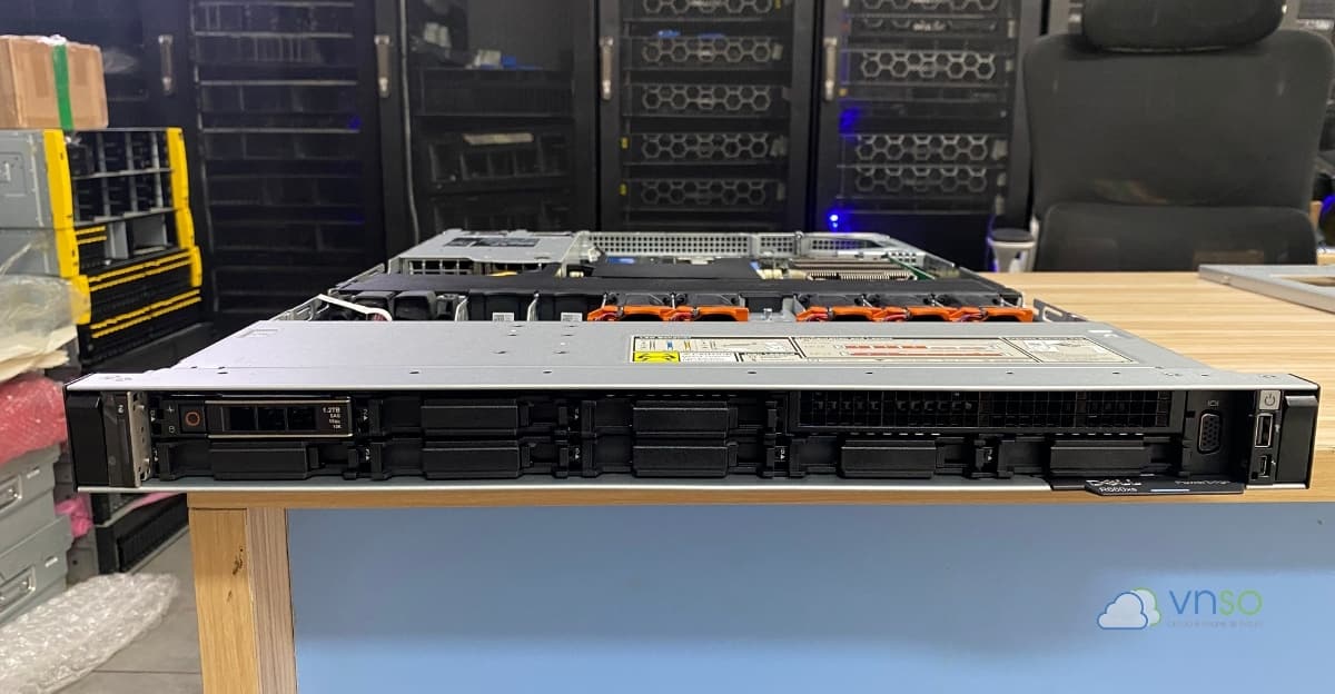 3-anh-thuc-te-dell-poweredge-r660xs-vnso-web